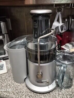 Breville Silver and Clear Centrifugal Juice Extractor